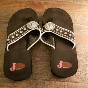 Justin flip flops